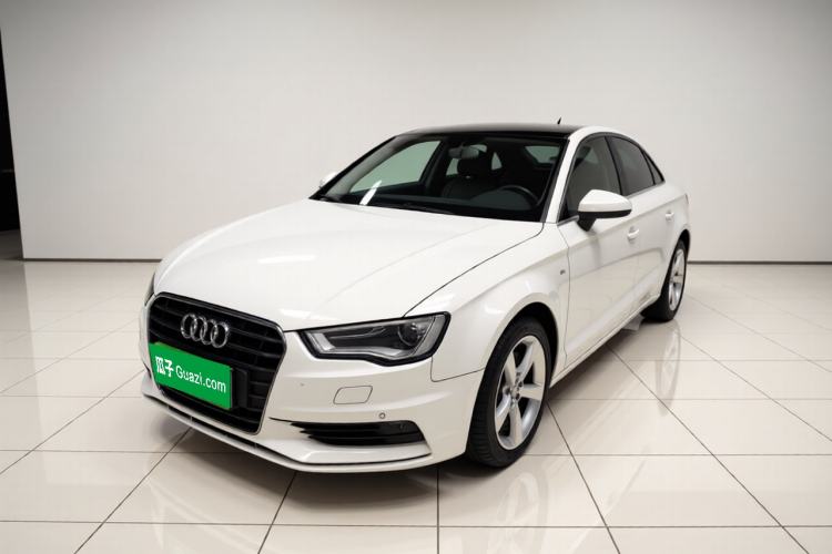 Used Audi A3 2014 Limousine 35 TFSI Automatic Comfort Model Guazi used car, China used car export, Used car for sale, Used cars, Cheapest cars for sale
