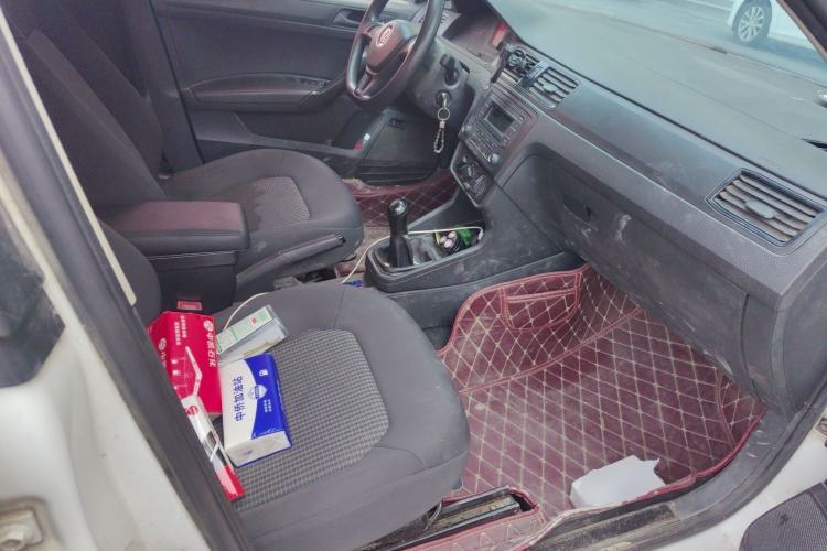 Used Volkswagen Santana 2016 1.6L Manual Fashion Edition