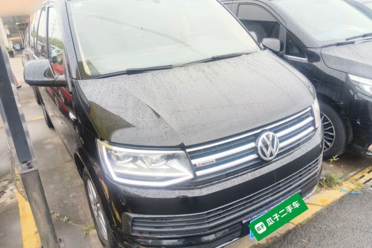Used Volkswagen Caravelle 2018 2.0 TSI 4x4 Luxury Edition 7-Seater Front Right 45 Deg