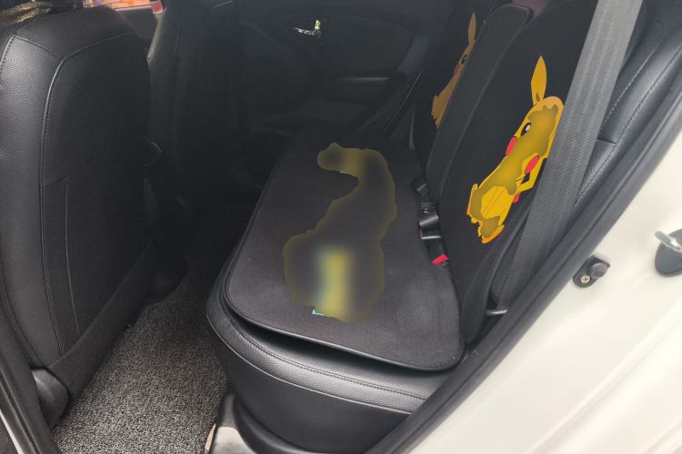 Used Hyundai ix35 2015 2.0L Automatic Two-Wheel Drive Leading Trim China IV Standard
