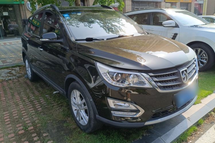 Used Baojun 560 2015 1.8L Manual Elite Edition
