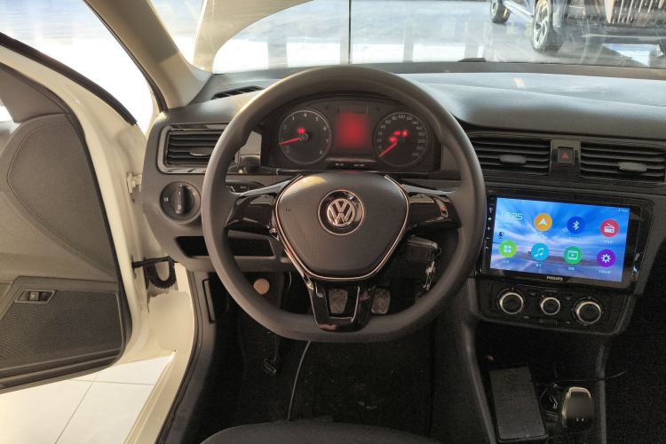 Used Volkswagen Santana 2016 1.6L Manual Fashion Edition Steering Wheel