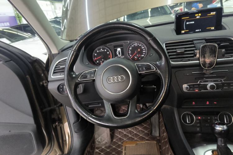 Used Audi Q3 2016 30 TFSI Fashion Model
