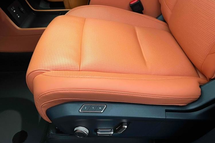 Used Lynk & Co 900 2025 2.0T Ultra
