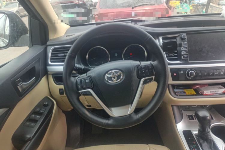 Used Toyota Highlander 2021 2.0T Four-Wheel Drive Elite Edition 7-Seater Steering Wheel