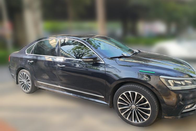 Used Volkswagen Passat 2017 330TSI DSG Prestige Edition
