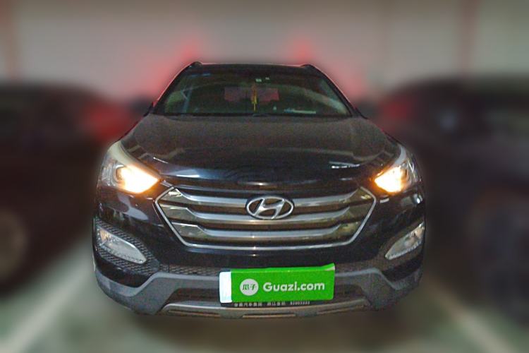 Used Hyundai Santa Fe 2013 2.4L Automatic Two-Wheel Drive Smart Version