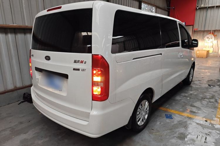 Used JAC Refine M3 2023 PLUS 1.5T 5/7-seat Classic Edition