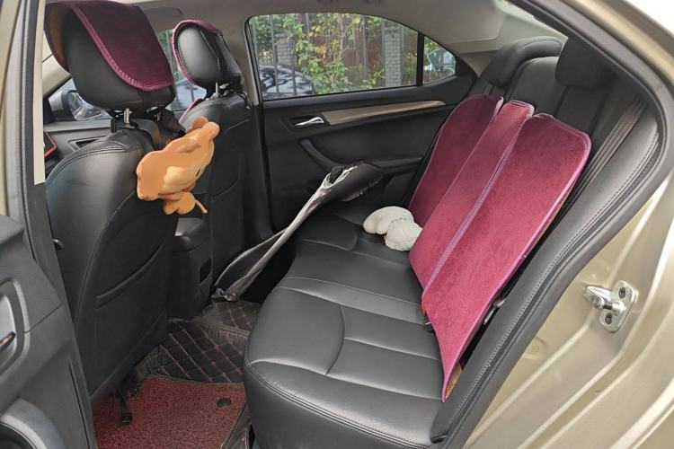 Used Roewe 360 2015 1.5L Automatic Luxury Edition
