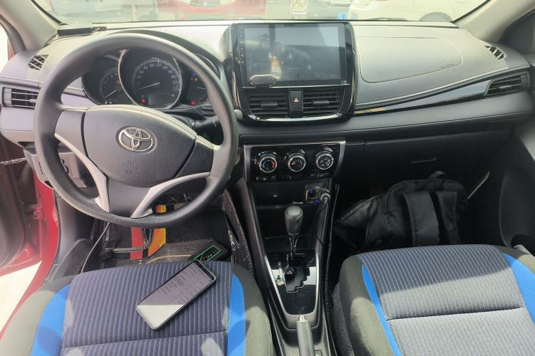 Used Toyota YARiS L Zhi Xuan 2016 Revised 1.5G CVT Xuan Dong Edition Center Console