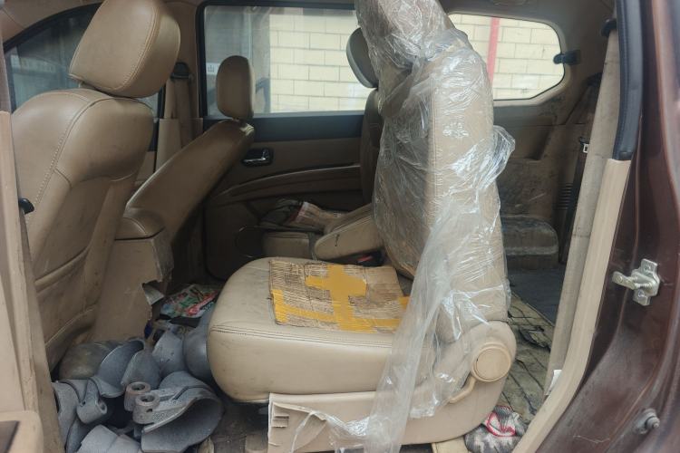 Used Wuling Hongguang 2014 1.5L S Comfort Model Left Rear Seat
