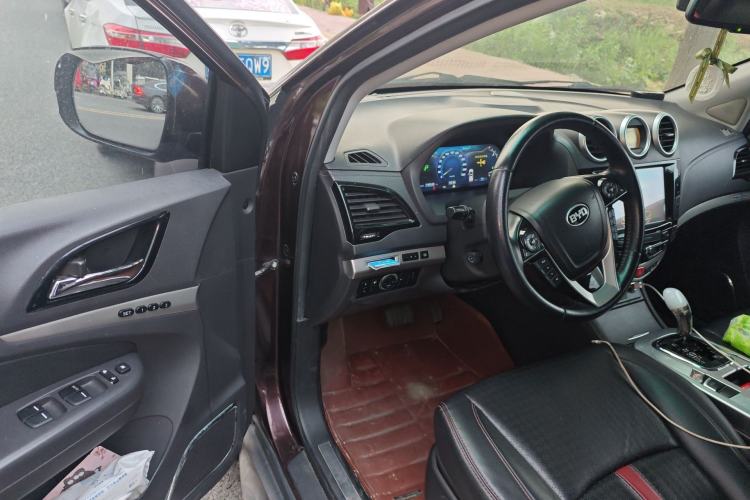 Used BYD S7 2015 2.0T Automatic Flagship Edition
