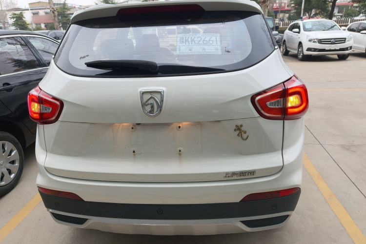Used Baojun 510 2017 1.5L Manual Fashion Model

