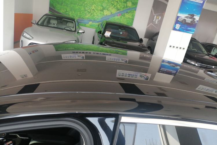 Used Hongqi E-QM5 2023 560km PLUS
