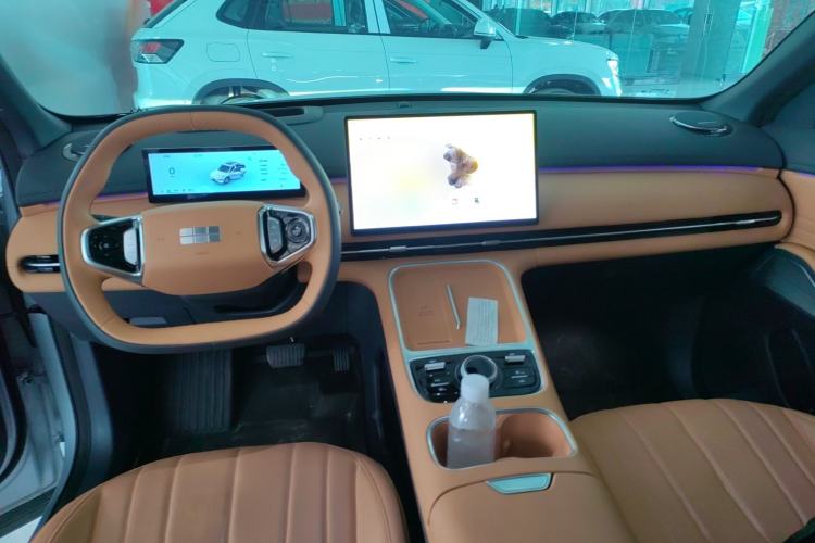 Used Geely Galaxy Xingjian 7 EM-i 2025 120km Flagship Edition
