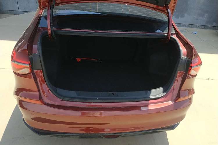 Used Chevrolet Monza 2020 Light Hybrid RS 330T Automatic Comfort Edition