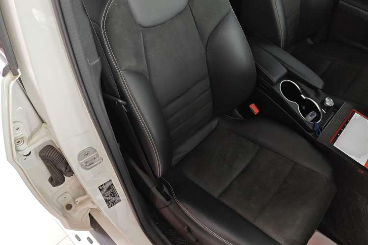 Used Mercedes-Benz GLK-Class 2015 GLK 300 4MATIC Luxury Ultimate Edition
