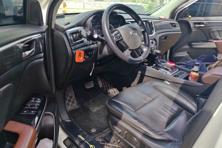 Used GAC Trumpchi GS7 2017 320T Two-Wheel-Drive Luxury Model Driver Seat