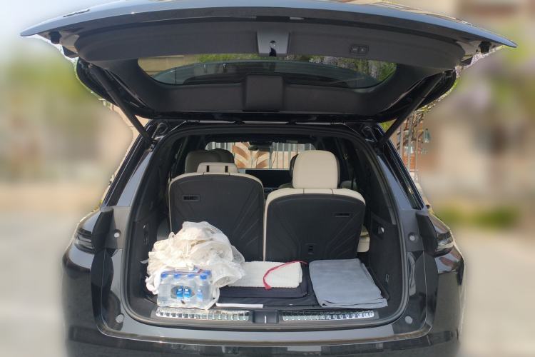 Used Li Auto L8 2024 Max Trunk