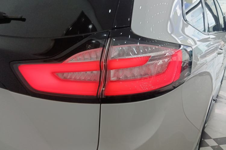 Used Ford Edge 2020 EcoBoost 245 4x4 ST-Line 7-Seater
