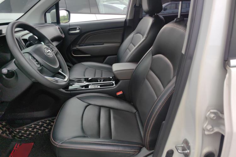 Used GAC Trumpchi GS3 2017 200T Automatic Luxury Edition Left Front Seat