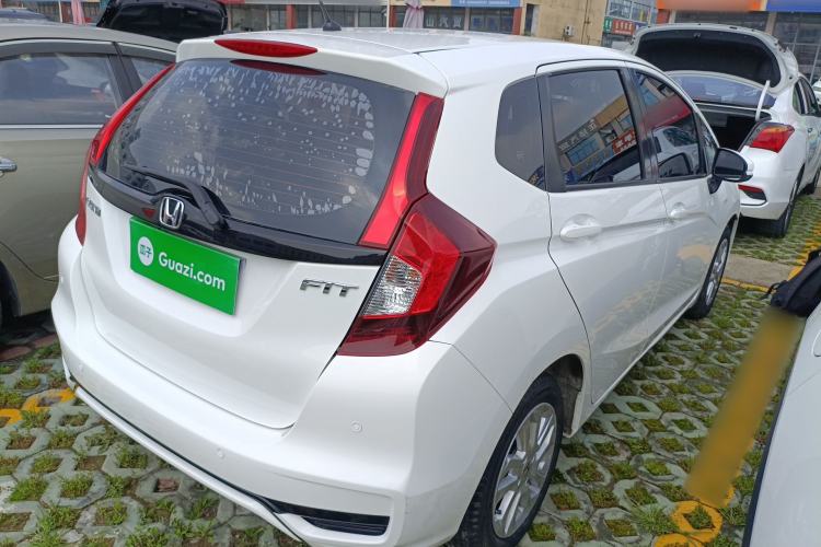 Used Honda Fit 2018 1.5L CVT Comfort Sunroof Version Rear Right 45 Deg