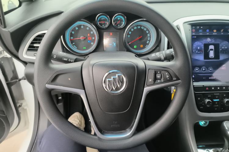 Used Buick GT 2014 XT 1.6L Automatic Fashion Edition
