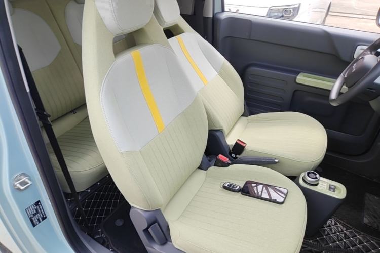 Used Geely Galaxy Panda 2023 Panda Mini 200km Endurance Bear
