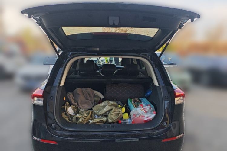 Used CHANGAN OSHAN X7 2020 1.5T Automatic Luxury Model Trunk