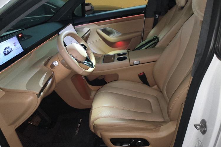 Used Hima Luxeed R7 2025 Extended-Range 251km Pro Left Front Seat