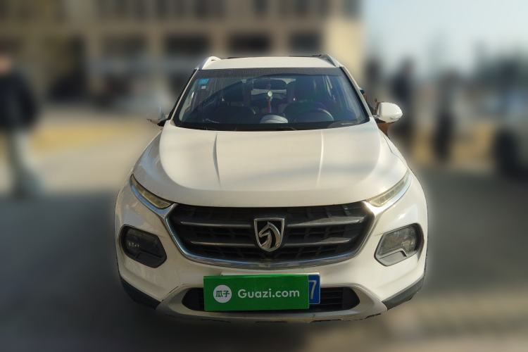 Used Baojun 510 2017 1.5L Manual Fashion Model
