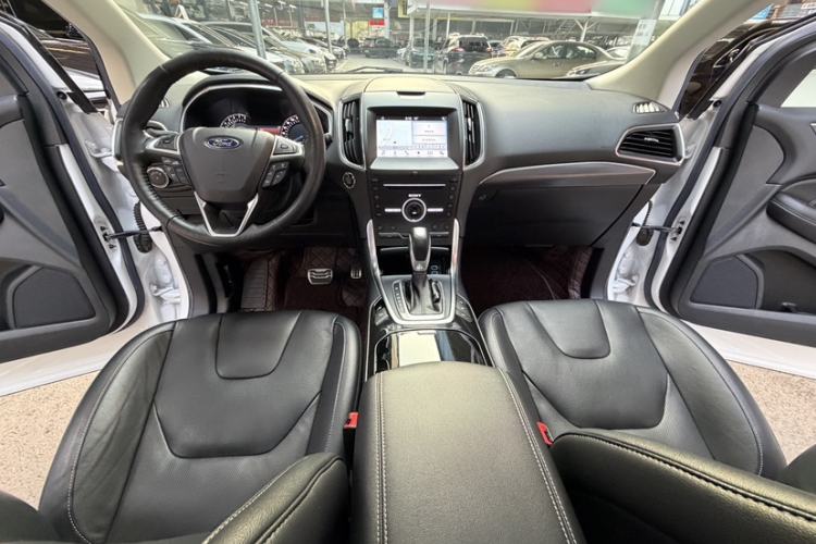 Used Ford Edge 2016 EcoBoost 245 Four-Wheel Drive Titanium 7-Seater
