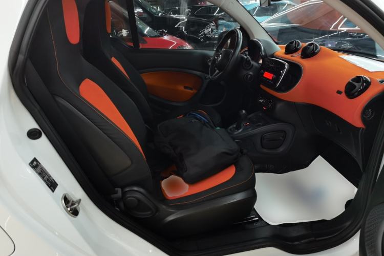 Used smart fortwo 2015 1.0L 52 kW Hardtop Passion Edition