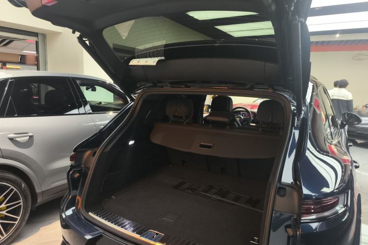 Used Porsche Cayenne E-Hybrid 2024 Cayenne E-Hybrid 2.0T