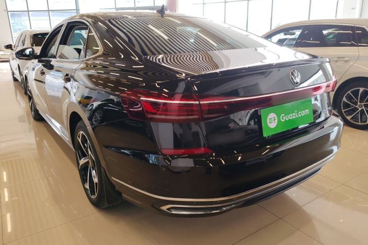 Used Volkswagen Passat 2023 330TSI Starry Elite Edition