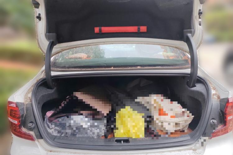 Used Volvo S60 New Energy 2021 T8 E-Drive Hybrid Four-Wheel Drive Smart Luxury Edition Trunk