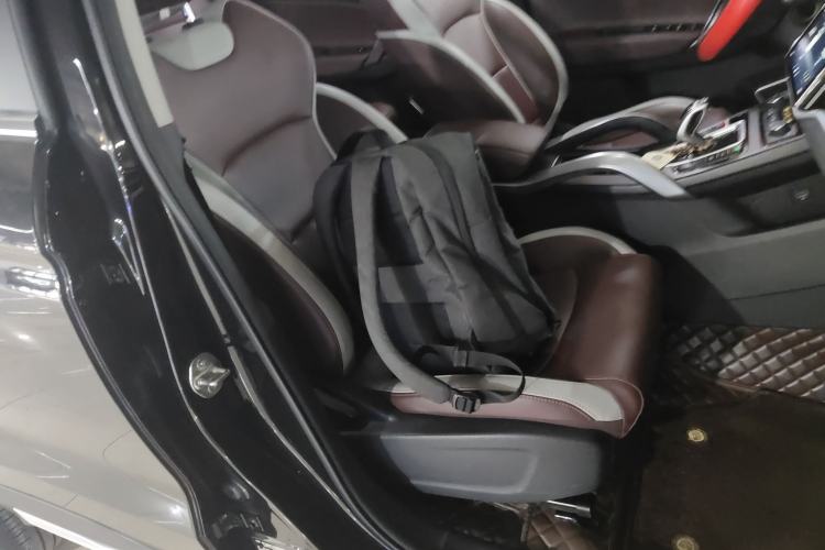 Used Geely Auto Emgrand X7 Sport 2022 1.8TD DCT Zhiya Trim
