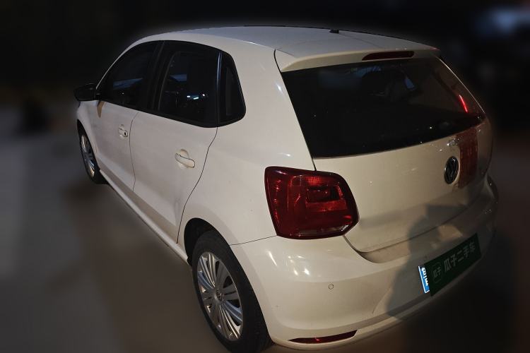 Used Volkswagen Polo 2016 1.6L Automatic Comfort Model
