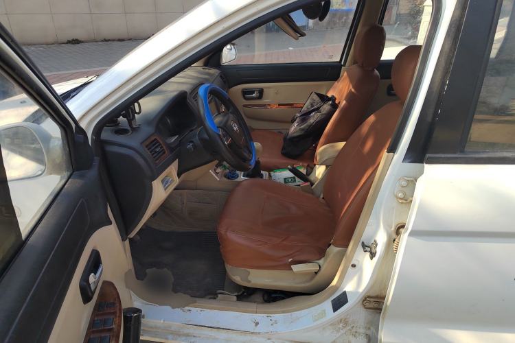 Used Dongfeng Fengon 330 2014 1.5L Manual Utility Version DK15 Left Front Seat