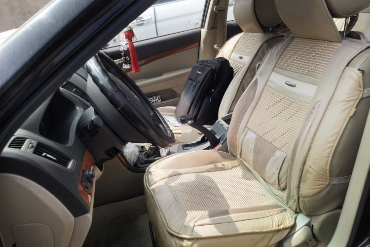 Used Chevrolet Epica 2013 1.8 SL ZhiZhen Edition MT Left Front Seat