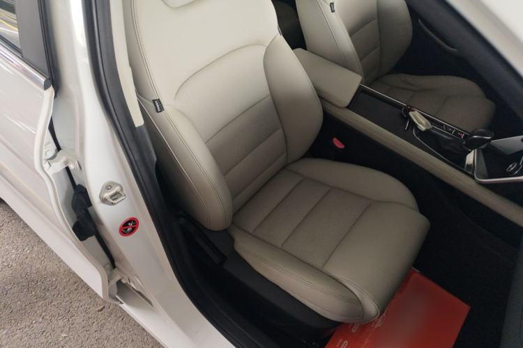 Used Geely Auto Binray 2018 14T CVT Binyi Edition Right Front Seat