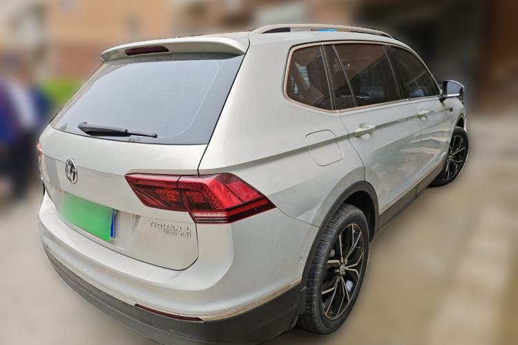 Used Volkswagen Tiguan L 2017 330TSI Automatic Two-Wheel Drive Flagship Edition
