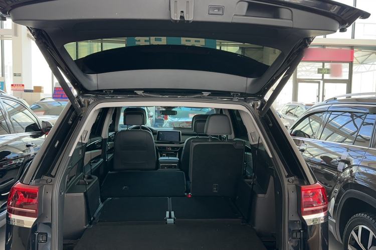 Used Volkswagen Teramont 2023 380TSI Four-Wheel Drive Prestige Flagship Edition Trunk