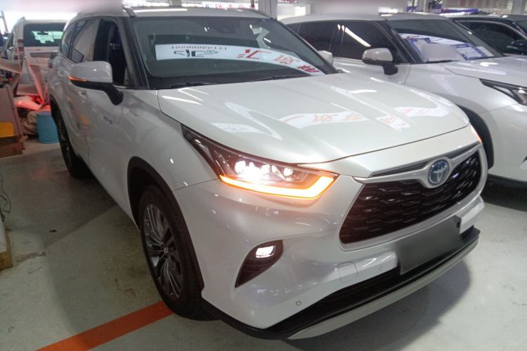 Used Toyota Highlander 2022 Dual-Engine 2.5L Four-Wheel Drive Prestige Version 7 Seats

