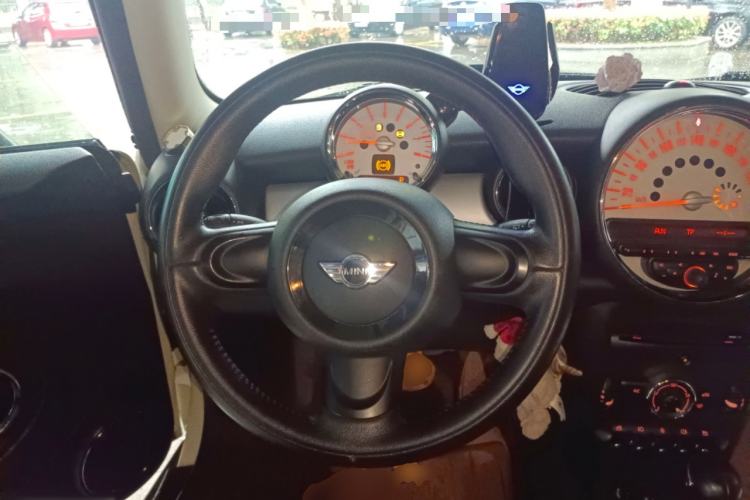 Used MINI 2011 1.6L ONE