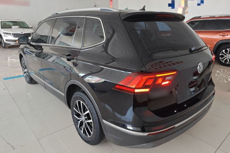 Used Volkswagen Tiguan L 2018 Facelift 330TSI Automatic Two-Wheel Drive Luxury Edition Rear Left 45 Deg