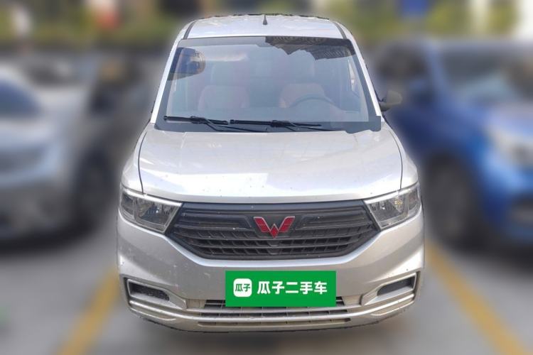 Used Wuling Hongguang V 2021 1.5L Jingqu Edition Enclosed-Window Vehicle LAR
