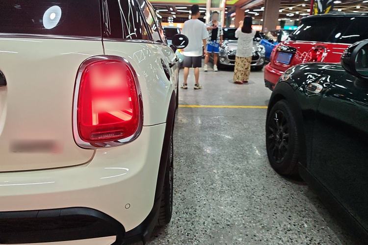 Used MINI MINI 2022 2.0T COOPER S Artist Five-Door Edition