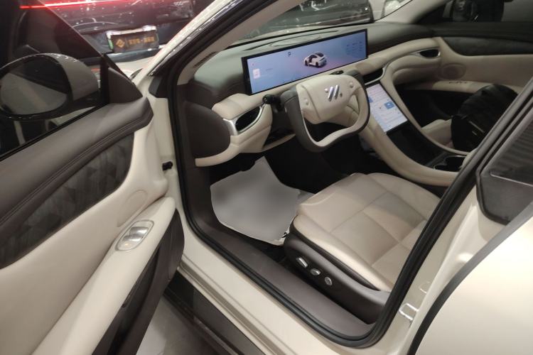 Used IM L6 2024 Max Standard Edition
