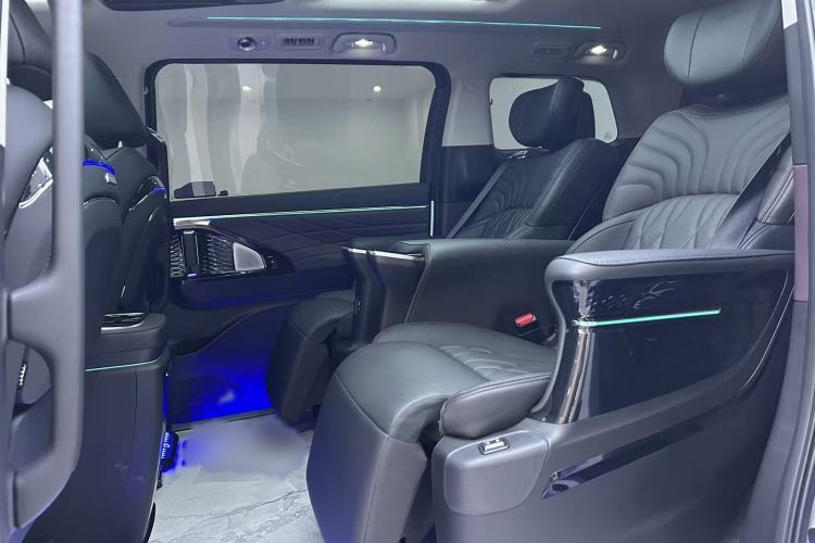 Used GAC Trumpchi M8 2024 Master Series 400T Ultimate Edition
